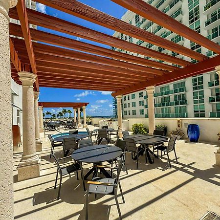 Elegant Centric Vibrant Pool Jacuzzi Free Parking Apartamento Miami Exterior foto